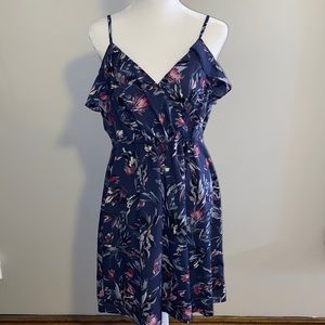 Like New! ELLE! Size S! Dress! Floral!